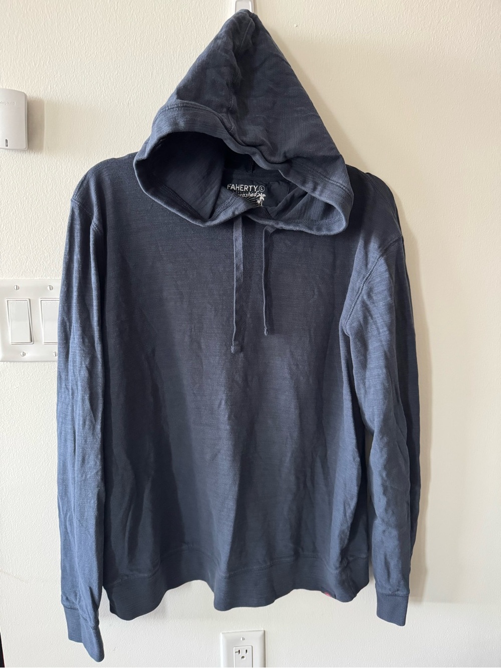 Faherty Men’s Large Navy Lightweight Hoodie Long Sleeve Shirt